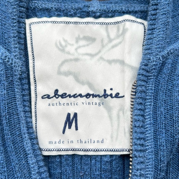 Abercrombie Rare Baby Fit Blue Cotton Full Zip 1/2 Sleeve Jacket Women’s Medium - Picture 3 of 3